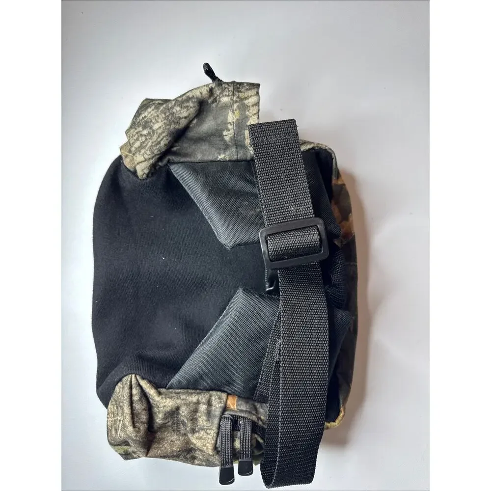 Bushmaster Camo Hunting Adjustable Fanny Pack Unisex Excellent Condition EUC
